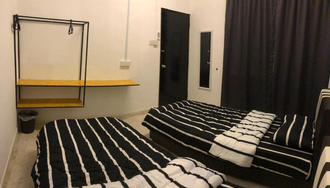 Panda Homestay Seremban Esterno foto