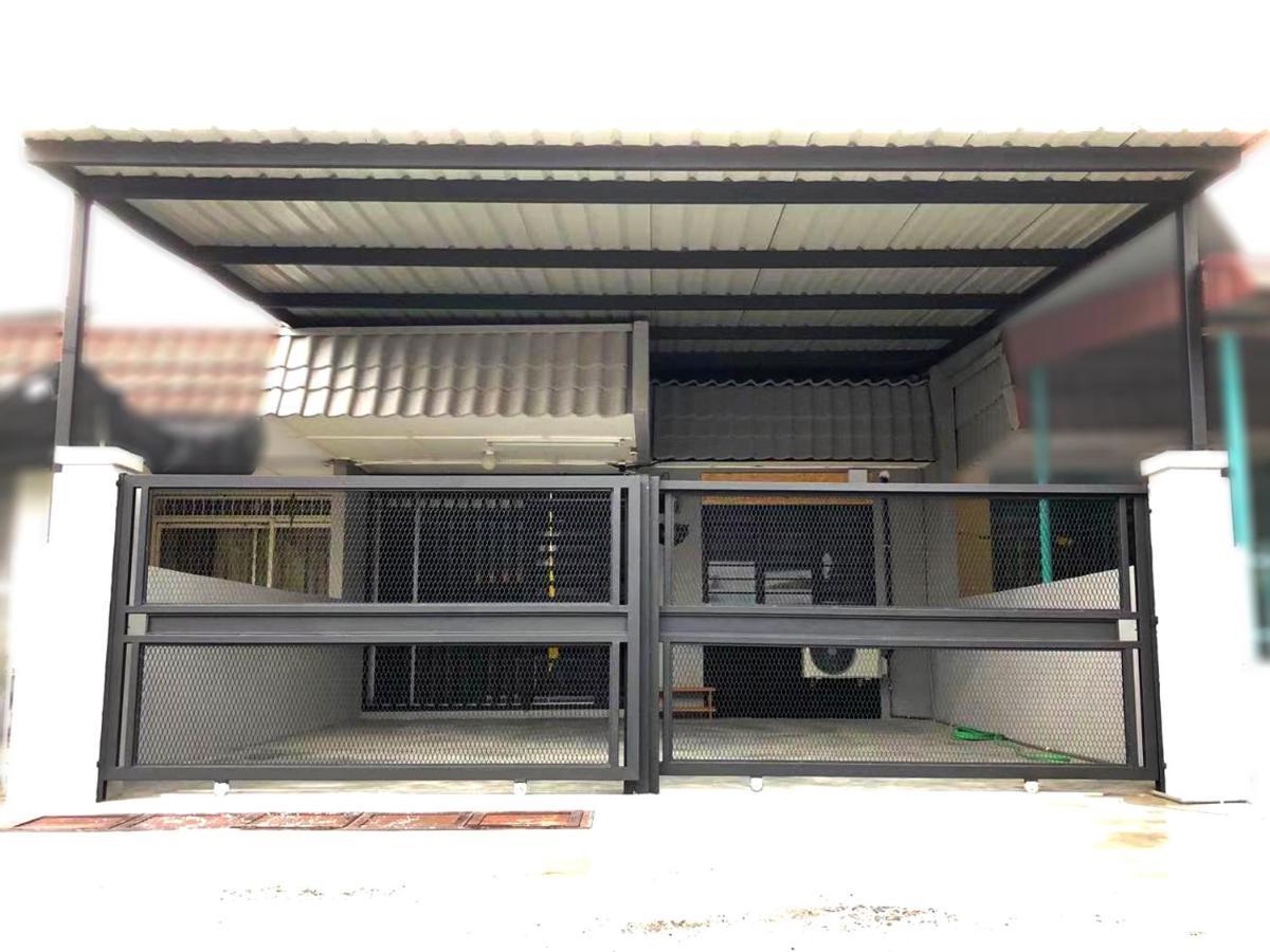Panda Homestay Seremban Esterno foto